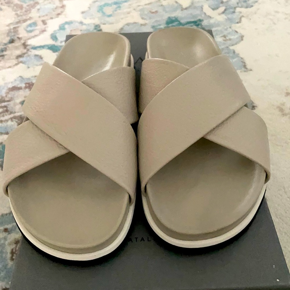 Aquatalia Calf Leather Sandals Size 9.5 M